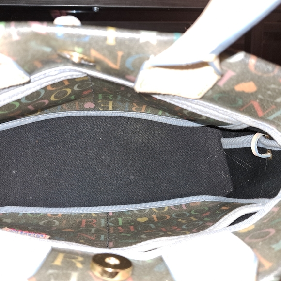 Y2K Dooney and Bourke Bag - Picture 7 of 9